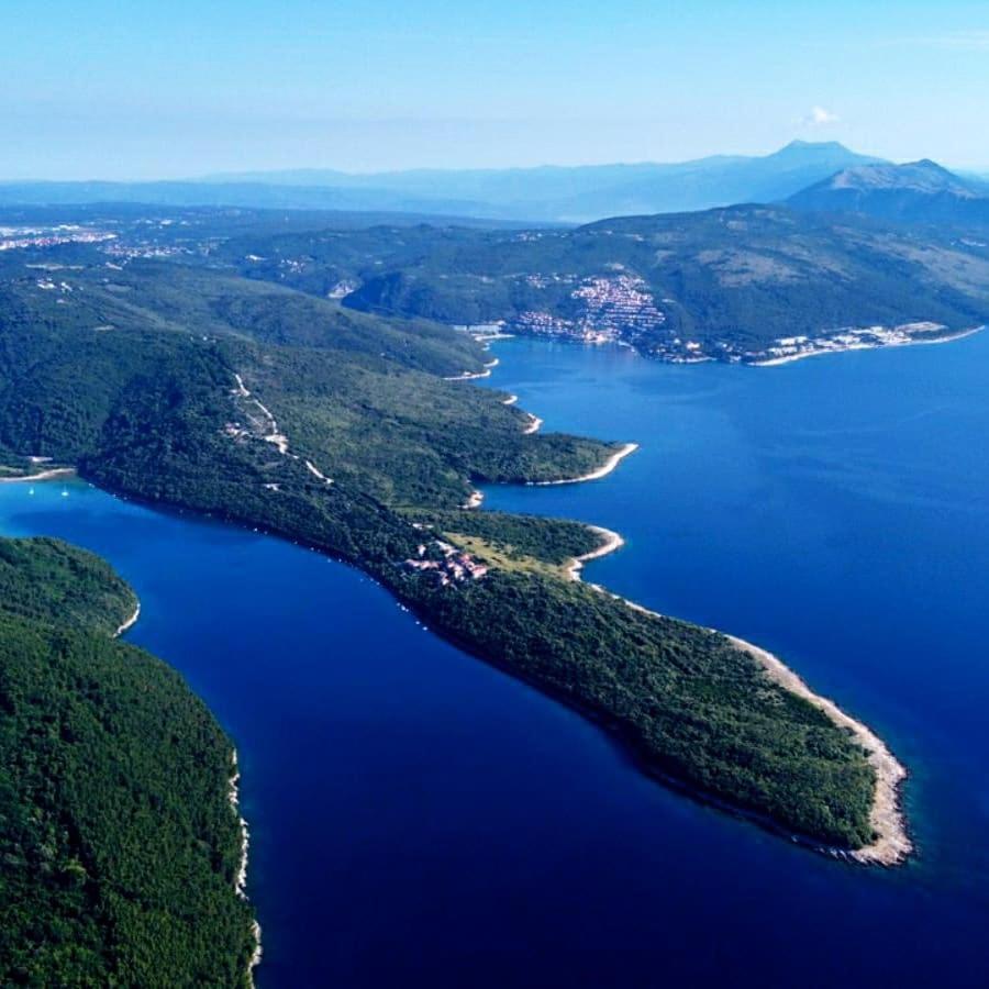 Beautiful Seaside 2 Bedroom Apartment Babina Rabac Luaran gambar